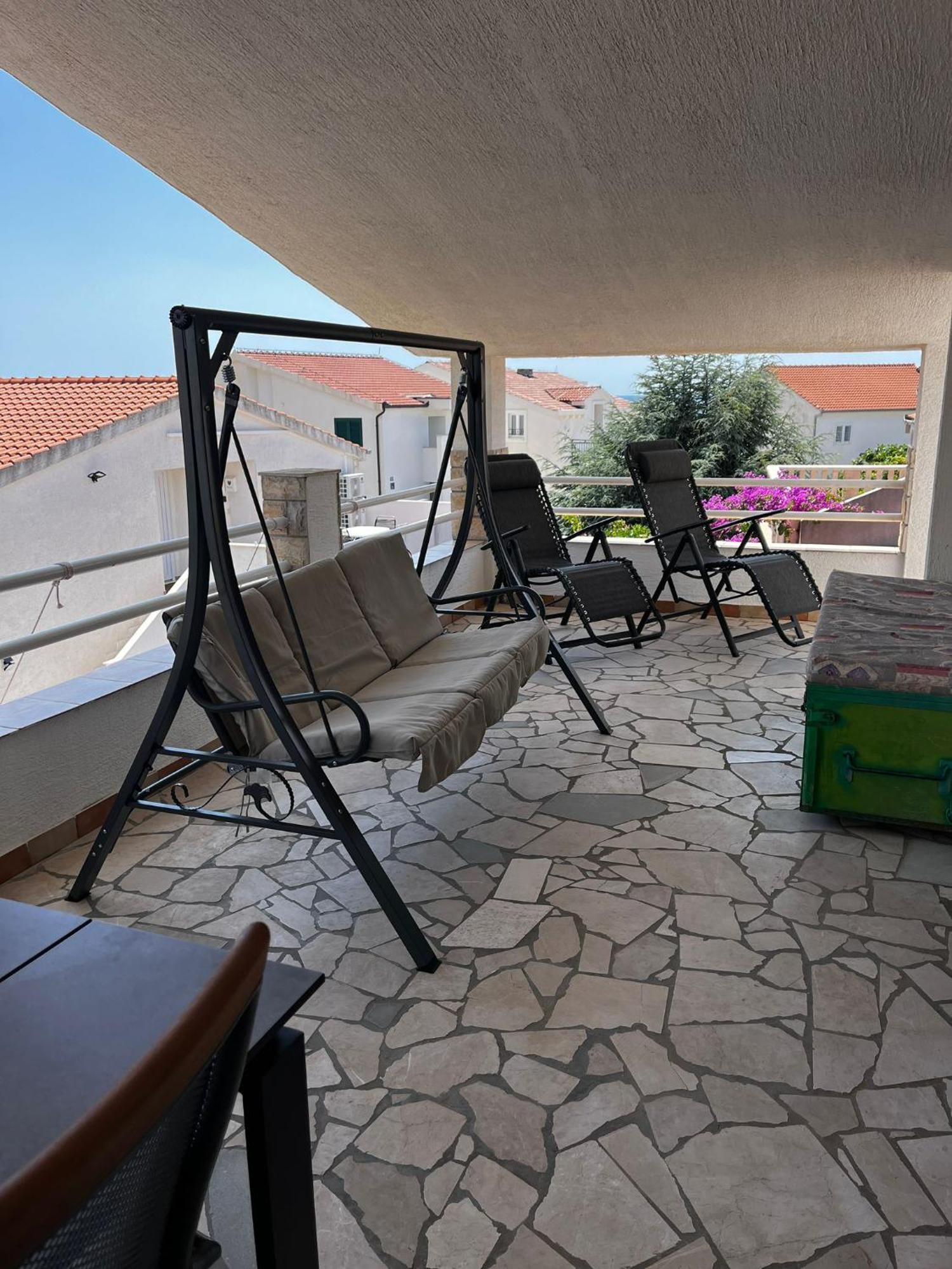 Apartmani Zvijezda ロゴズニッツァ エクステリア 写真