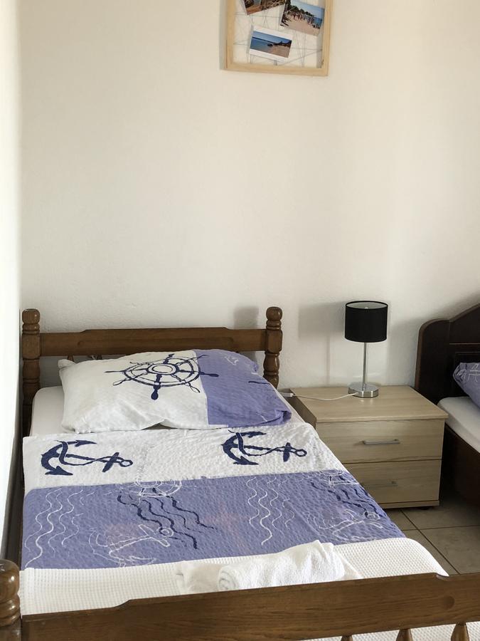 Apartmani Zvijezda ロゴズニッツァ エクステリア 写真