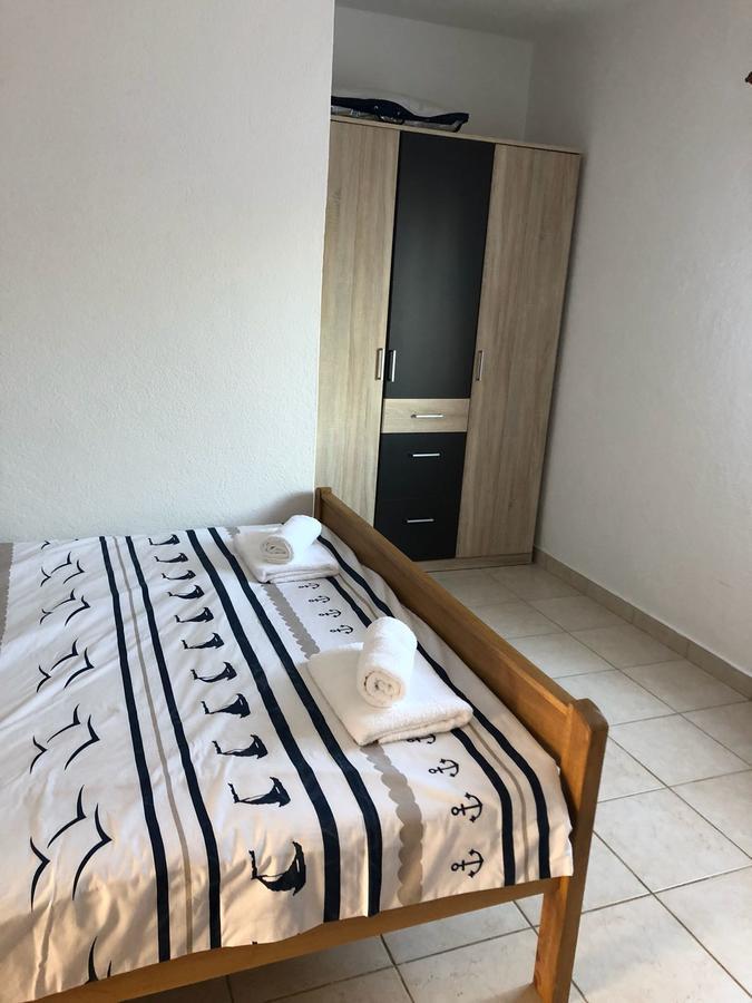 Apartmani Zvijezda ロゴズニッツァ エクステリア 写真
