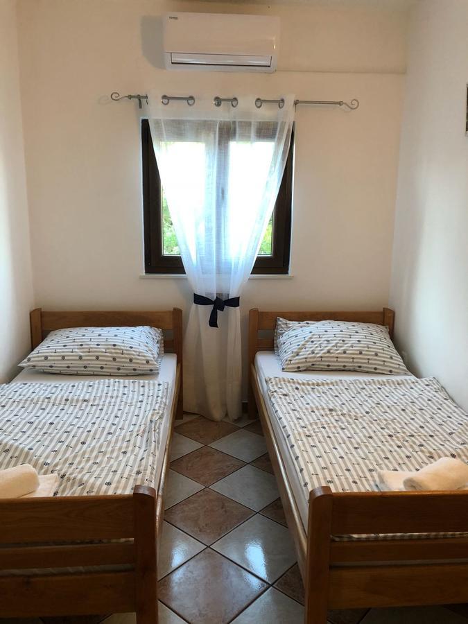Apartmani Zvijezda ロゴズニッツァ エクステリア 写真